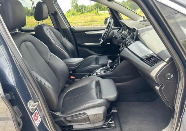 BMW Seria 2 cena 45900 przebieg: 200000, rok produkcji 2016 z Wrocław małe 781